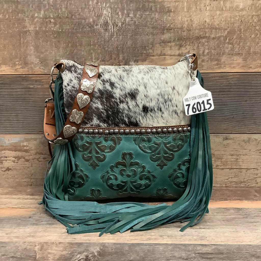 Crossbody with Front Pocket #76015