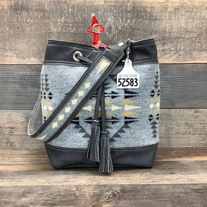 Feed Bucket Pendleton®  #52583
