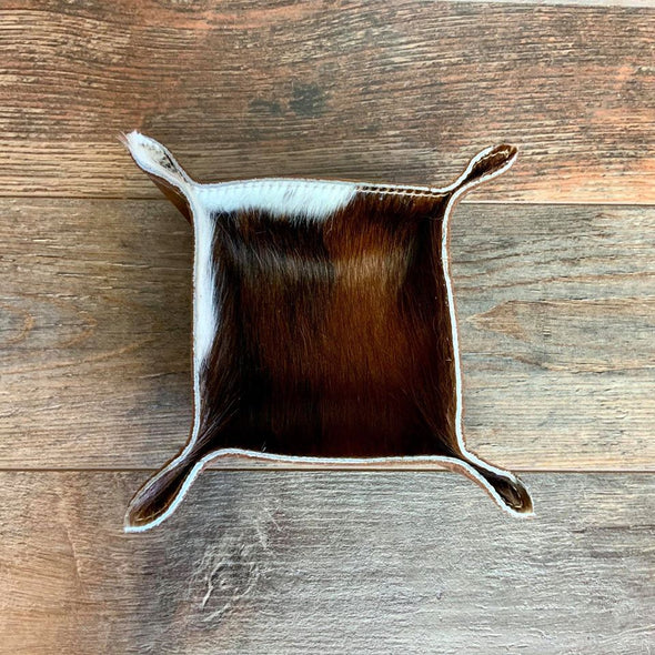 Cowhide Snap Tray - #20837