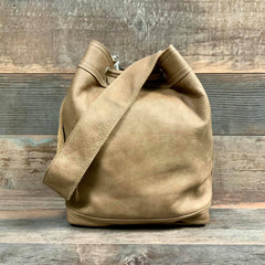 Feed Bucket - #21834