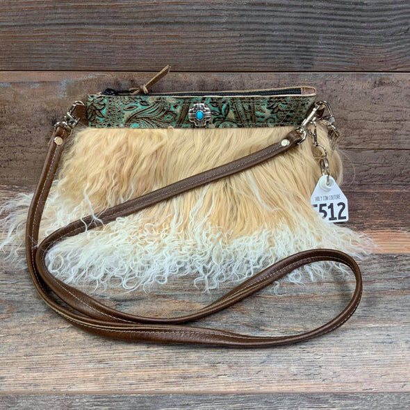 Wild Clutch #5512