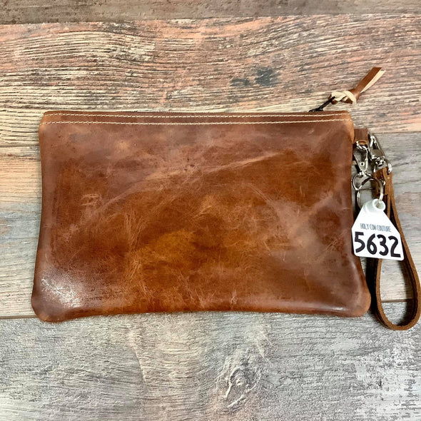 Catchall Clutch LV Specialty Collection-  #5632