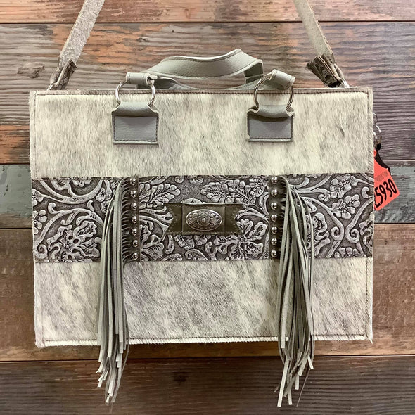 Get Outta Town Hybrid Tote - #25930 Bag Drop
