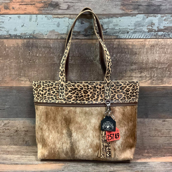 The Weekender #25749 Bag Drop