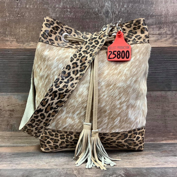Feed Bucket - #25800 Bag Drop