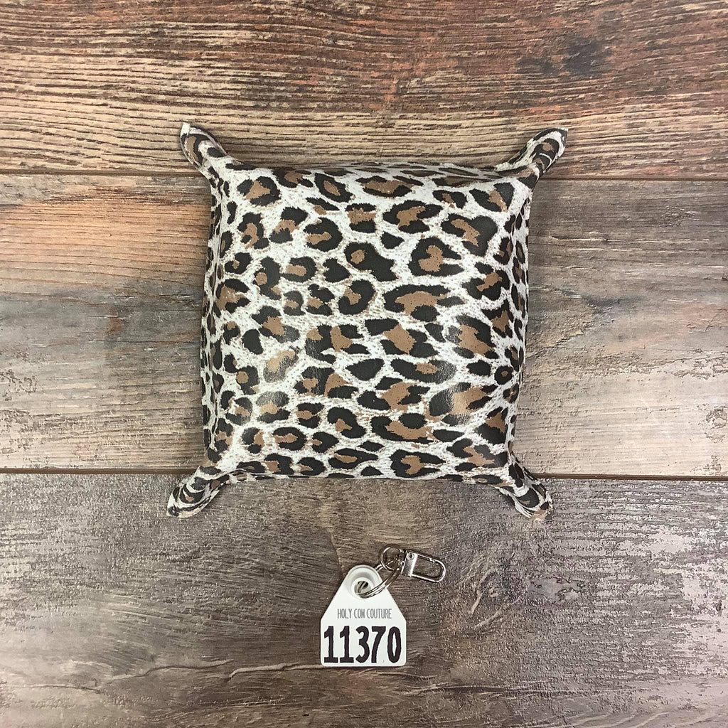 Hide Tray - #11370