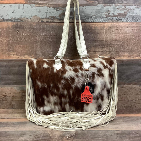 Town Square -18" Fringe #28021 Bag Drop