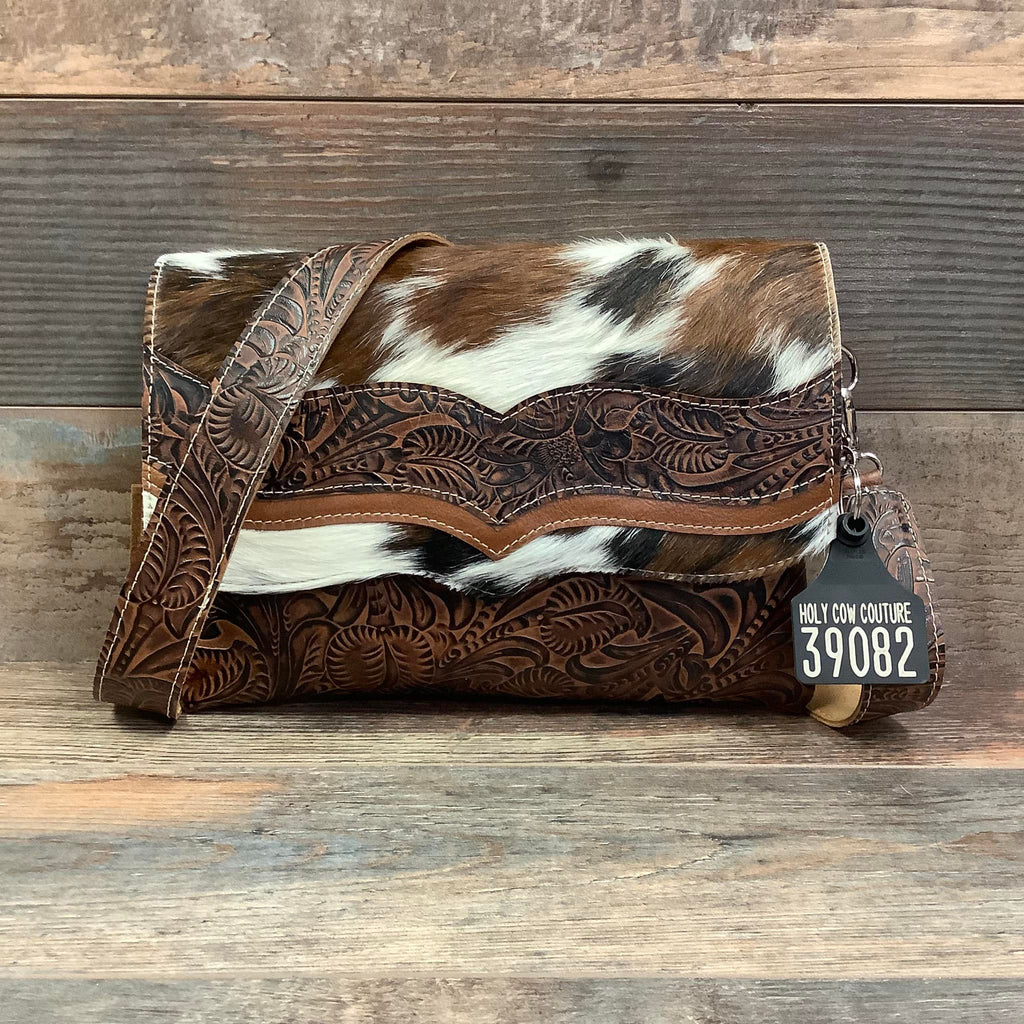 Classy Cowgirl #39082