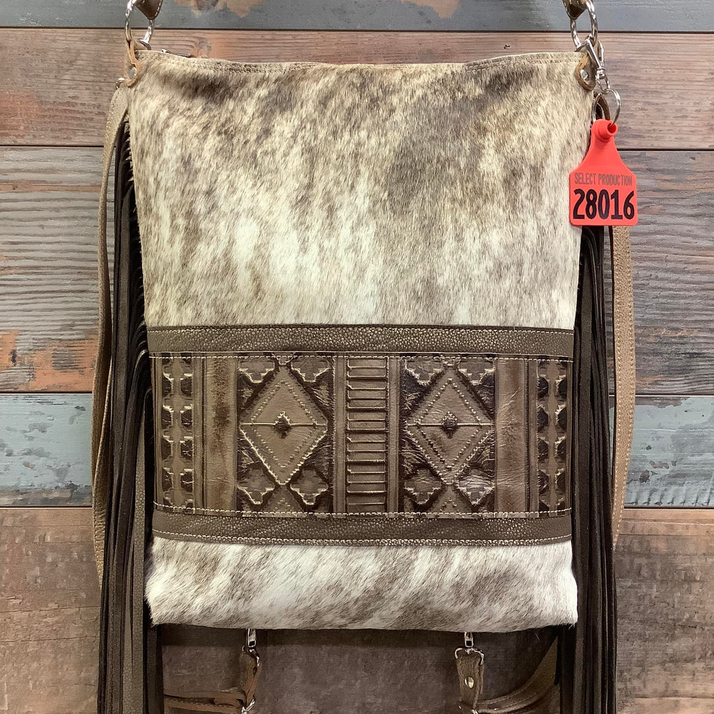 Bagpack - 18" Fringe Dual Conceal Carry #28016 Bag Drop