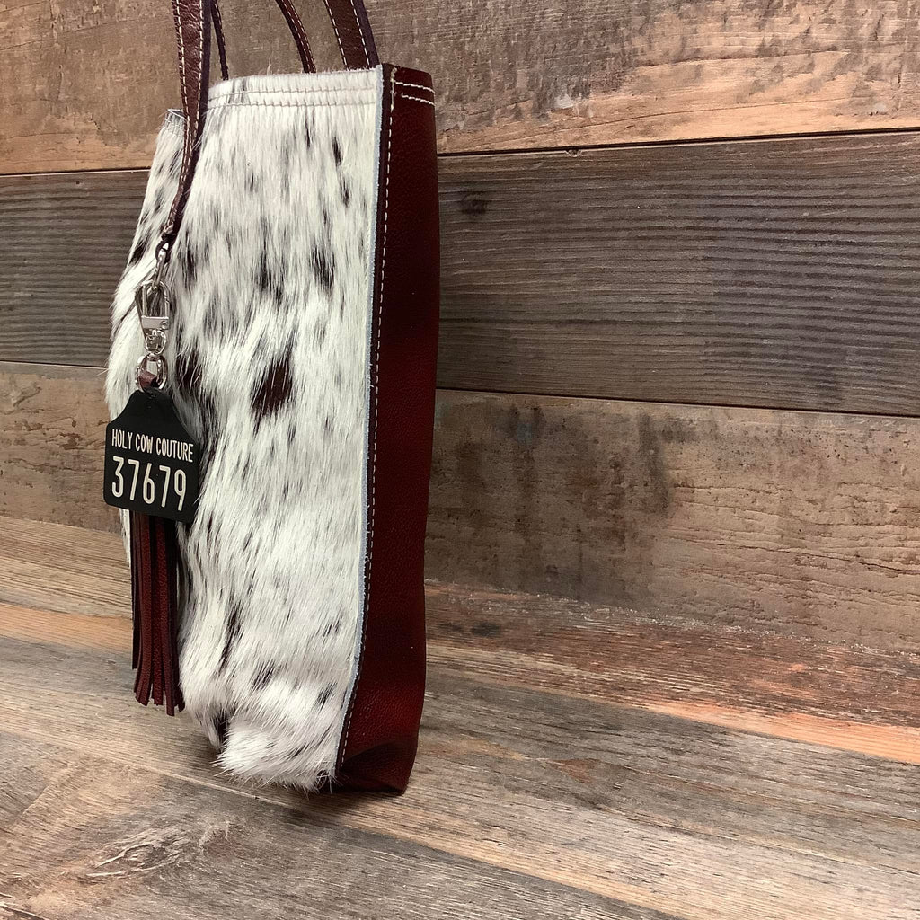 The Weekender #37679