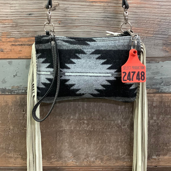 Ranch Hand - Pendleton 18" Fringe #24748 Bag Drop