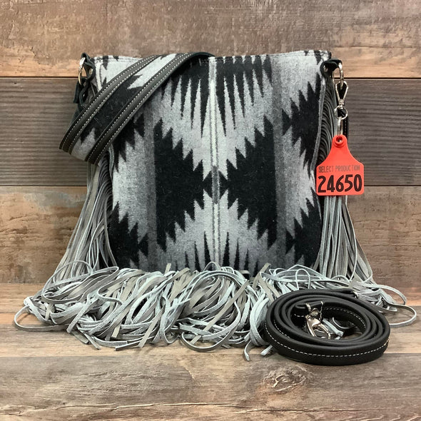 Crossbody-Pendleton 18" Fringe #24650 Bag Drop