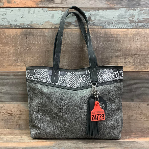 The Weekender  #24723 Bag Drop