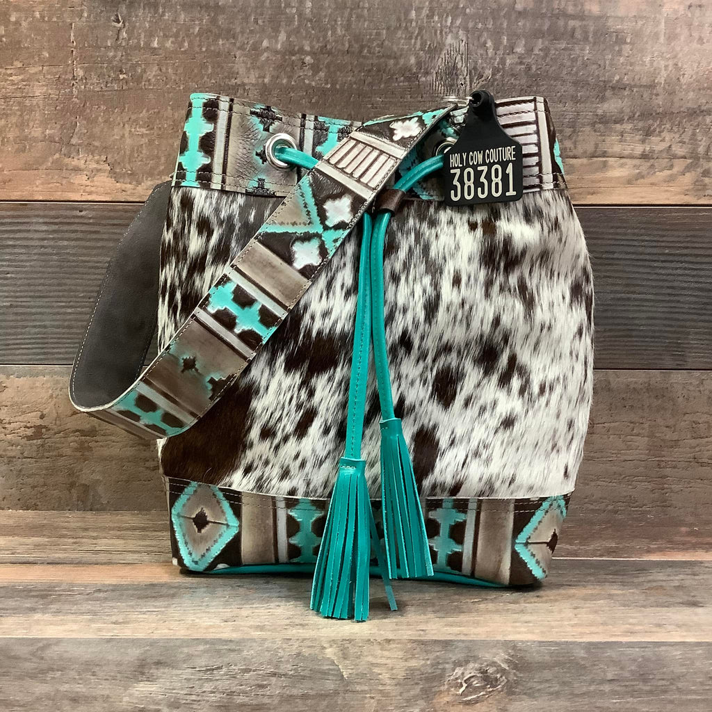 Feed Bucket - #38381