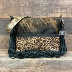 Designer With Front Pockets 18" Fringe #38524