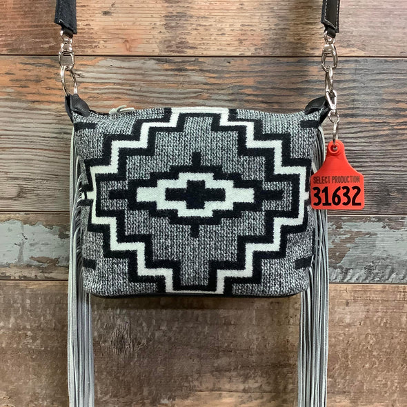 Mini Designer - 18" Fringe Pendleton #31632 Bag Drop