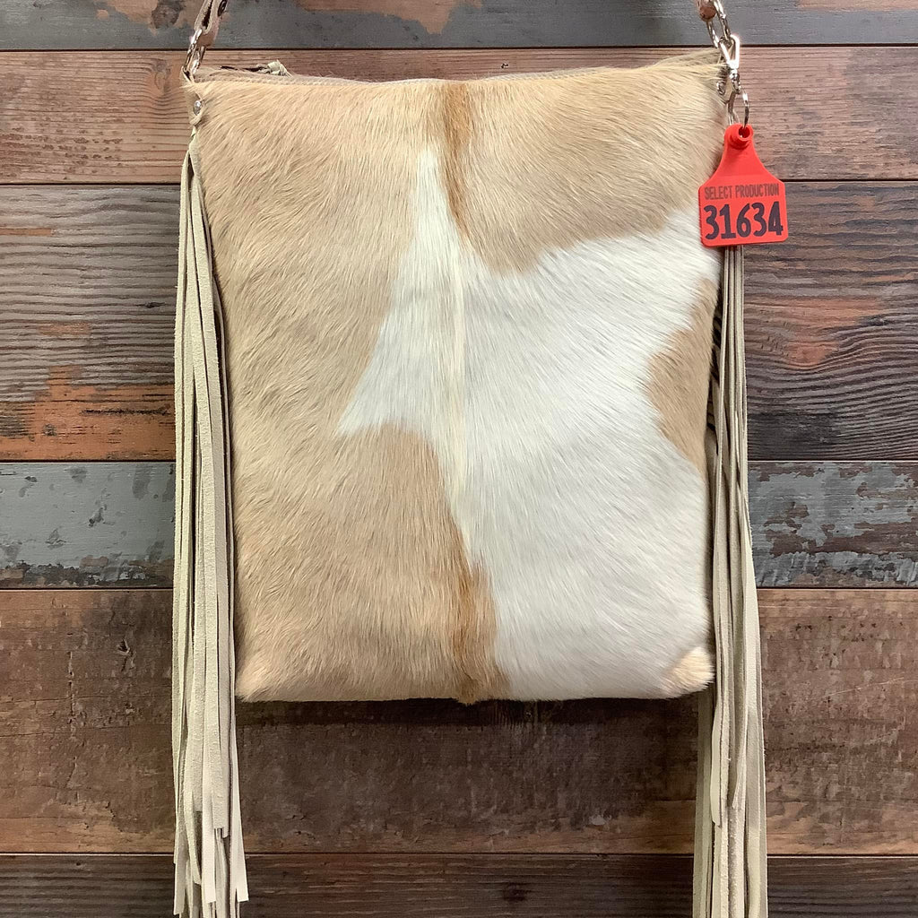 Bagpack - 18" Fringe  #31634 Bag Drop
