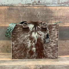 Get Outta Town Hybrid Tote #39007