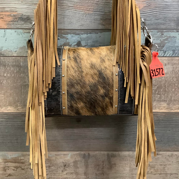 Designer Crossover - #31572 Strap Fringe Bag Drop