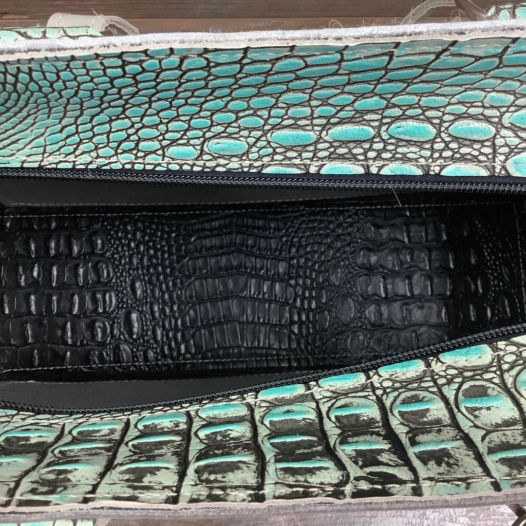 Get Outta Town Hybrid Tote #43987