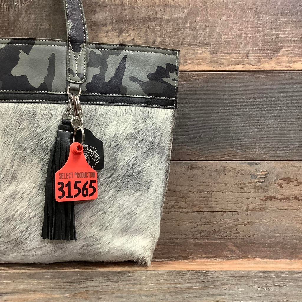 The Weekender Camo #31565 Bag Drop