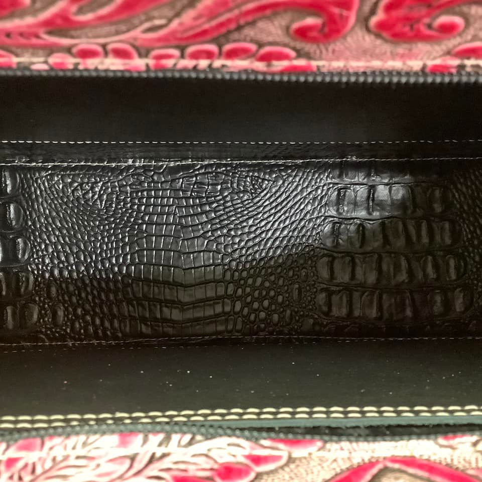Get Outta Town Hybrid Tote #44084