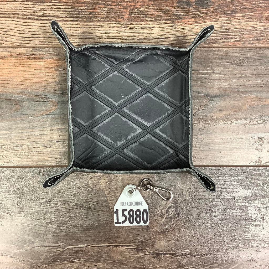 Hide Tray - #15880