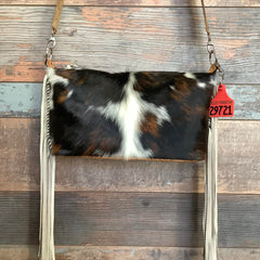 Designer Crossover -18" Fringe/Dual Conceal Carry #29721 Bag Drop