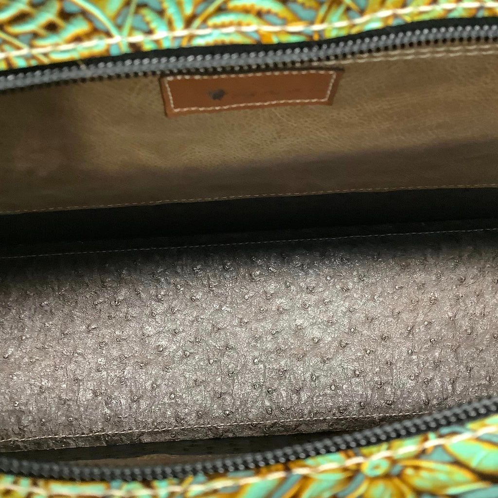 Get Outta Town Hybrid Tote #48016