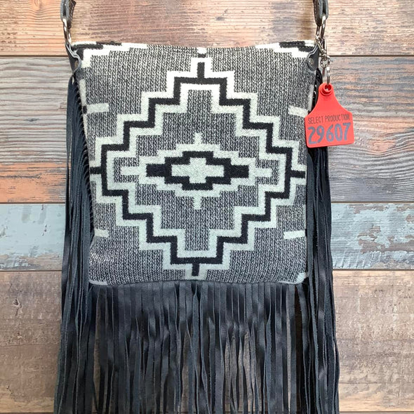 Crossbody-Pendleton 18" Fringe #29607 Bag Drop