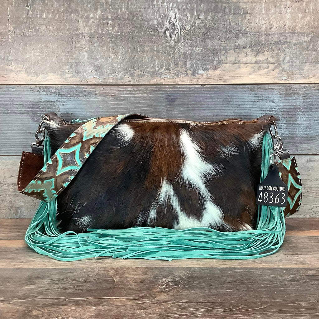 Designer Crossover 18" Fringe-Dual Conceal Carry #48363