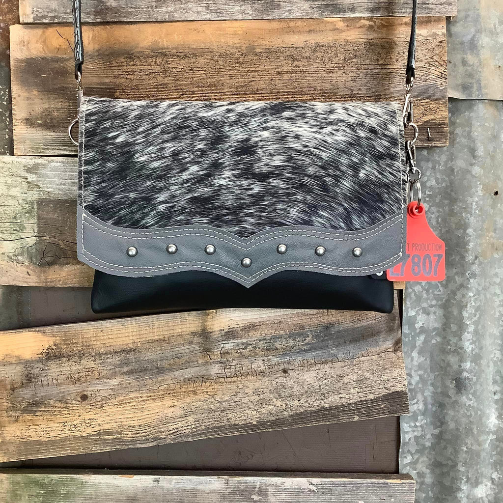 Classy Cowgirl - #27807 Bag Drop