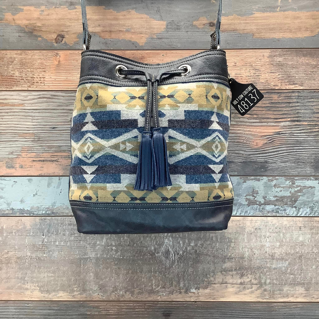 Feed Bucket -Pendleton® #48137
