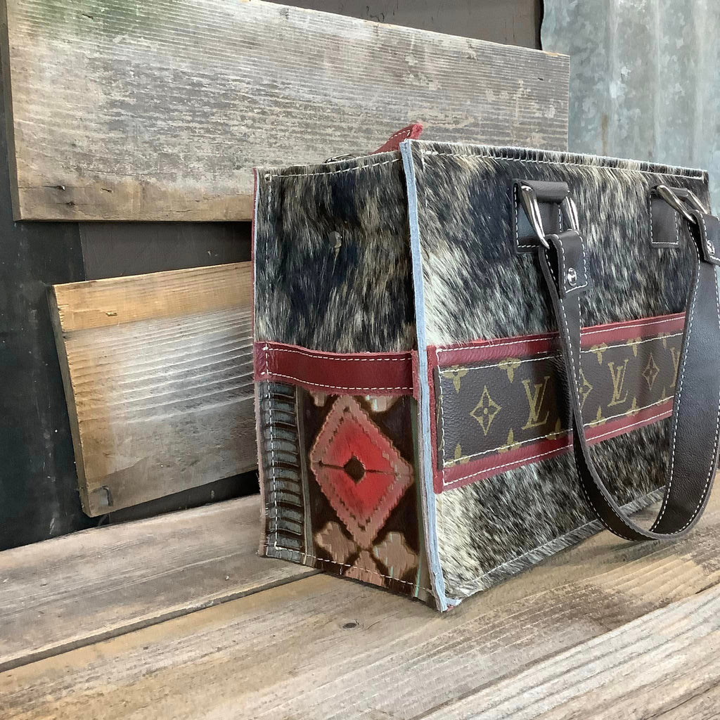 Exclusive Collection Small Town Tote - #369