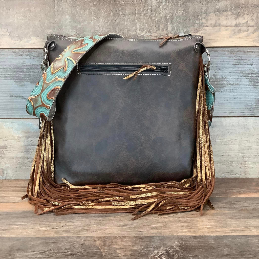 Crossbody ~ #58022