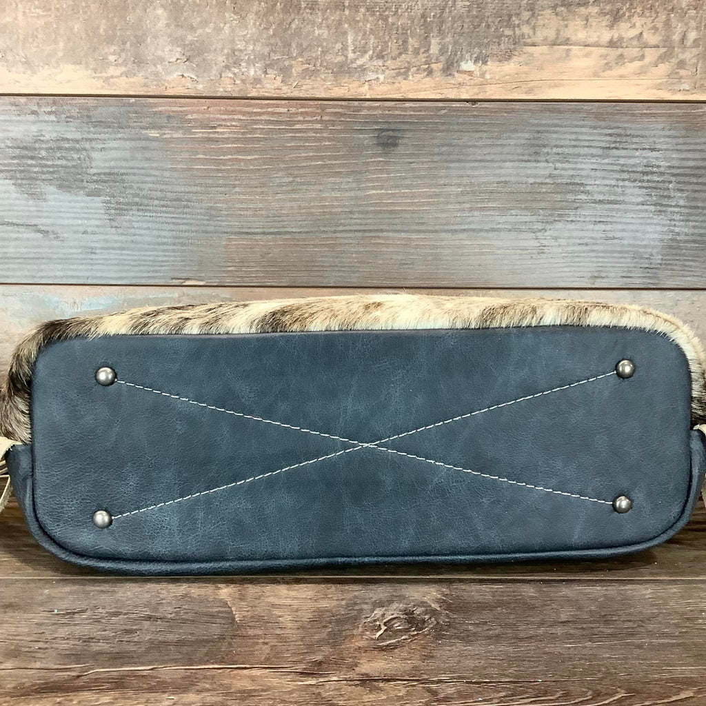 Designer~18" Fringe~Dual Conceal Carry - #57644