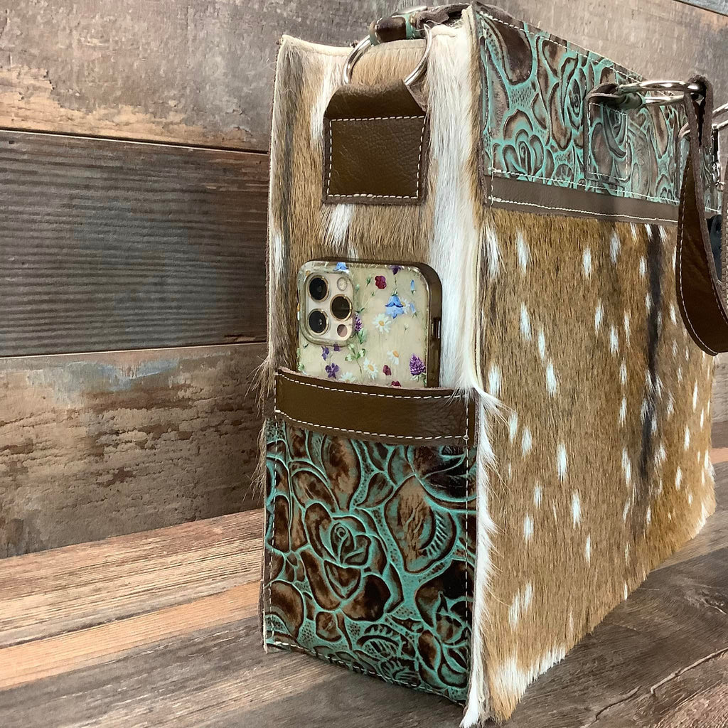 Get Outta Town Hybrid Tote Axis #57810