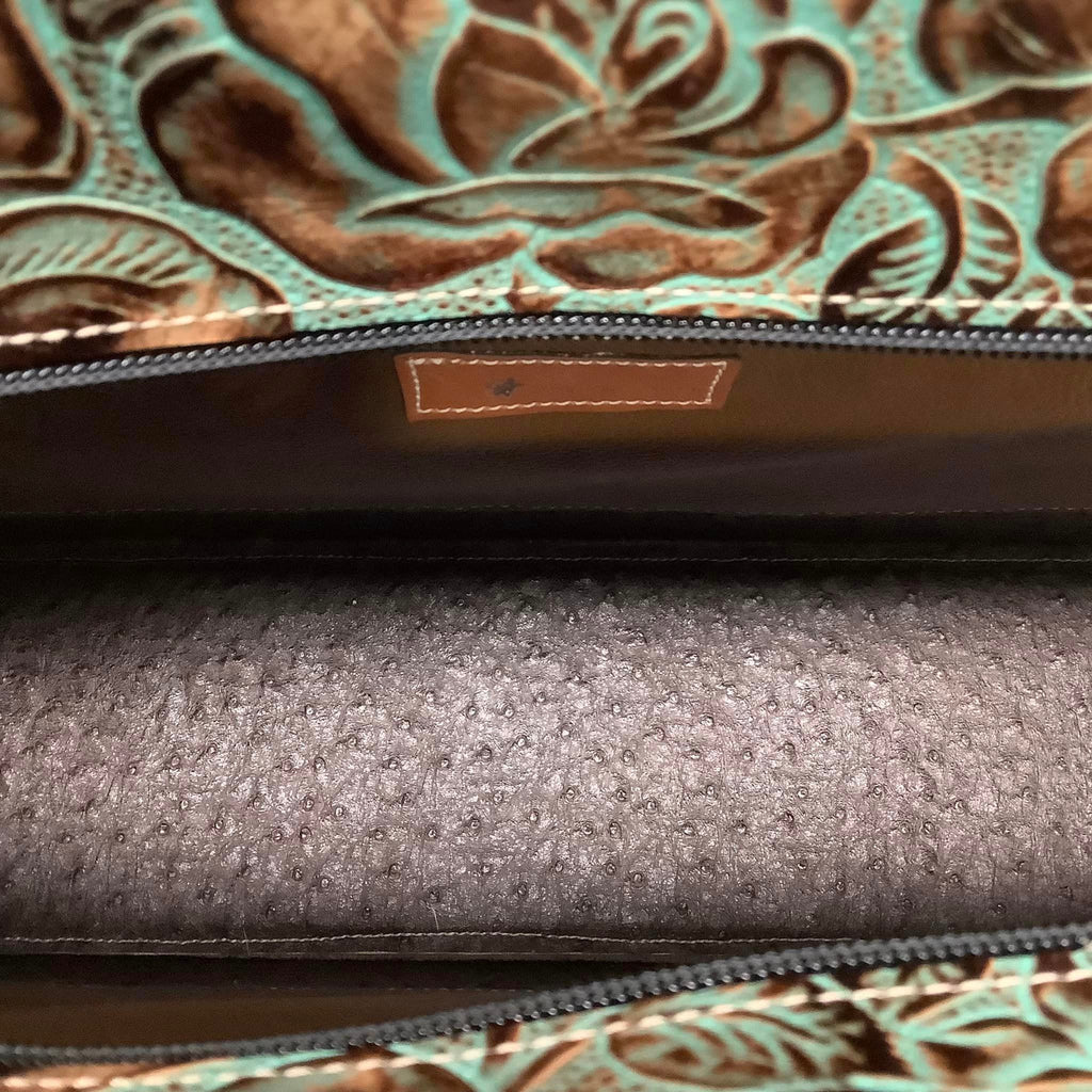 Get Outta Town Hybrid Tote Axis #57810