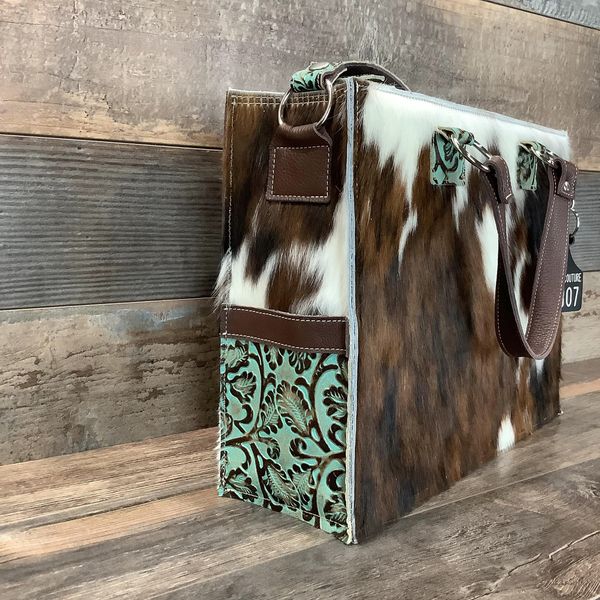 Get Outta Town Hybrid Tote #57807