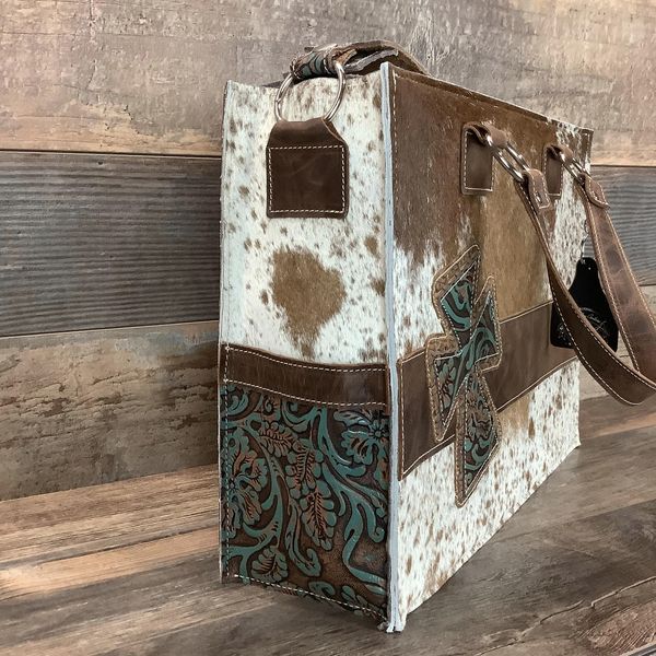 Get Outta Town Hybrid Tote #58461