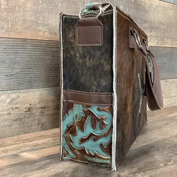 Get Outta Town Hybrid Tote #58062