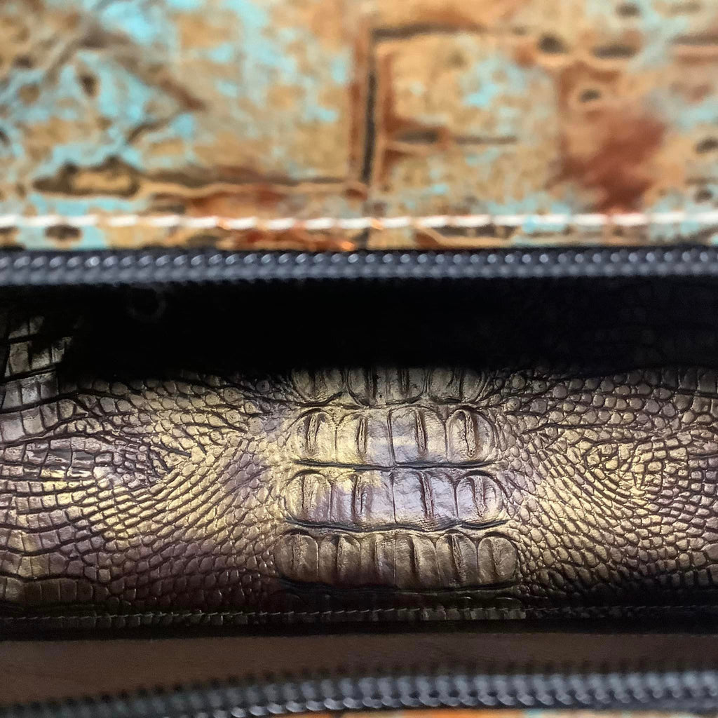 Exclusive Collection Get Outta Dodge Hybrid Tote - #515