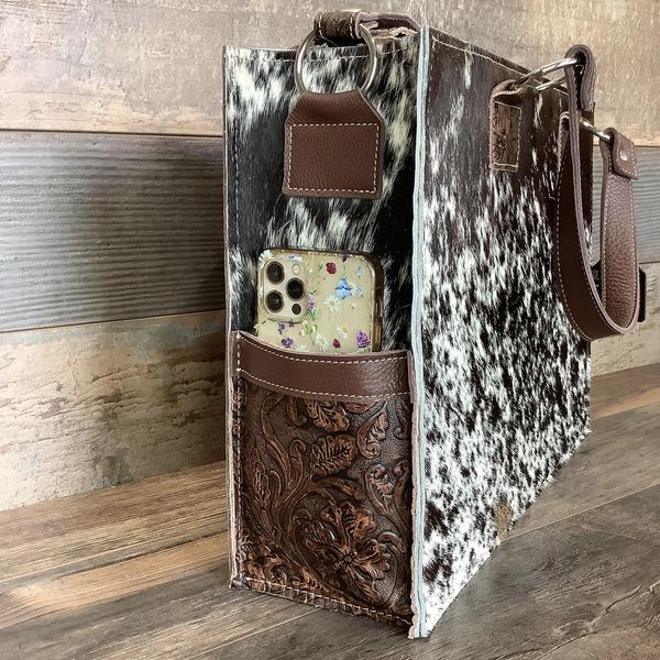 Get Outta Town Hybrid Tote #57618