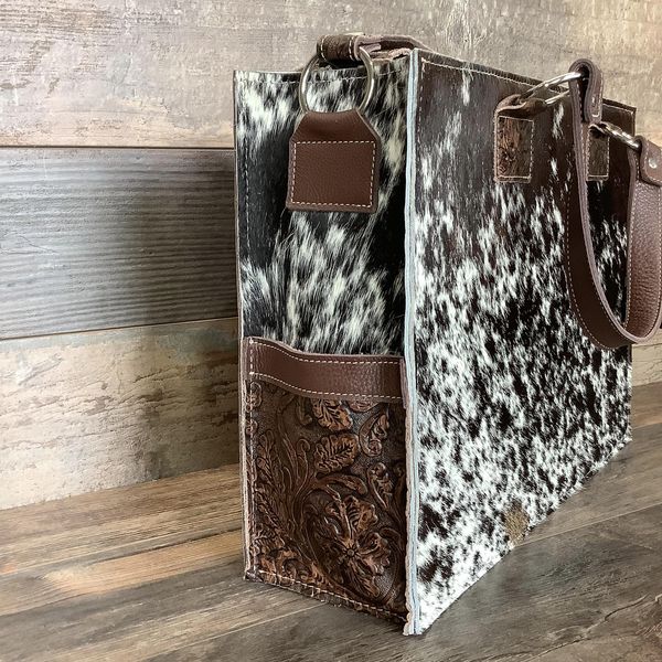 Get Outta Town Hybrid Tote #57618