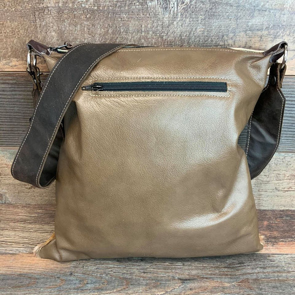 Crossbody Outlaw -  #16582