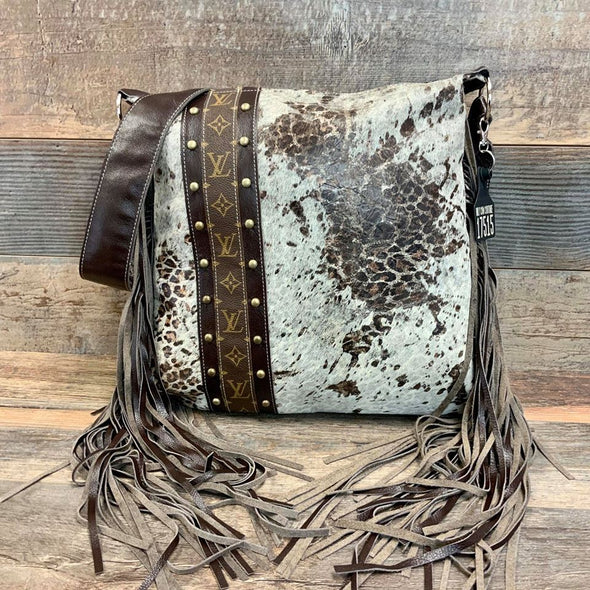 Crossbody Outlaw -  #17515