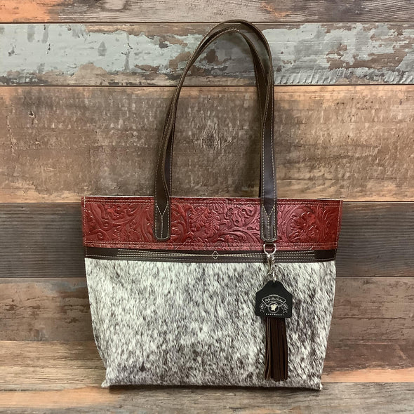 The Weekender #27077