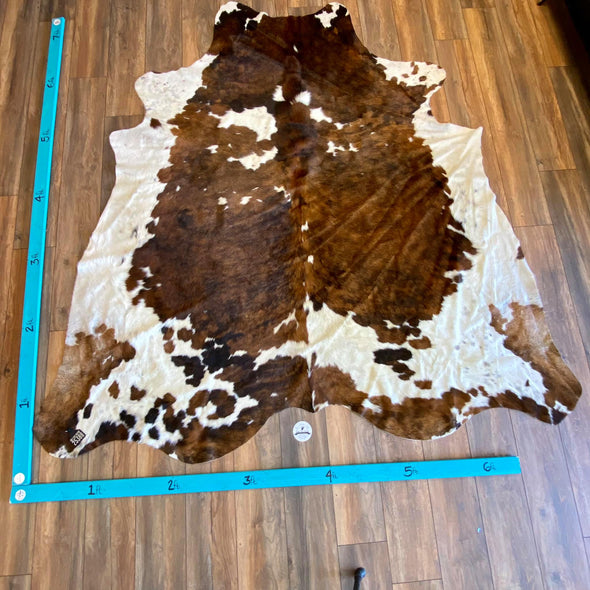 Cowhide Rug - #25388