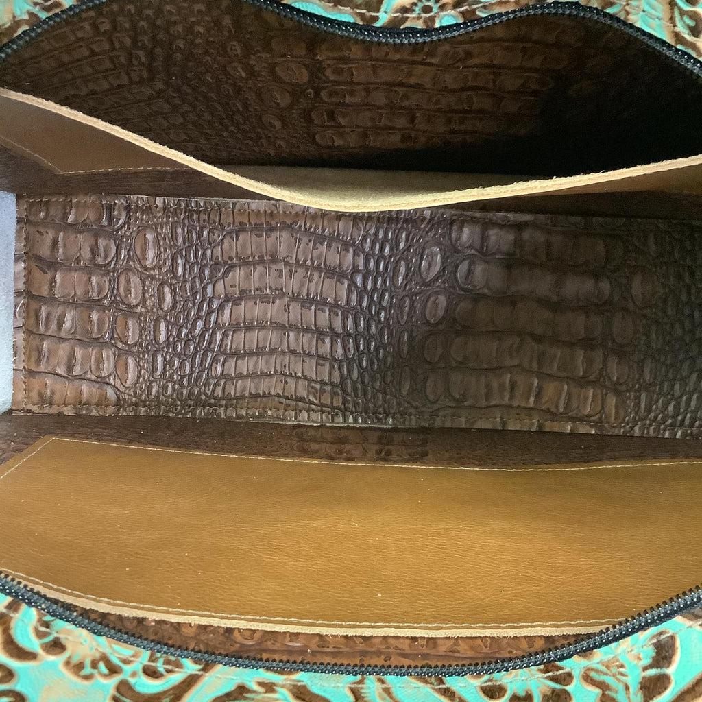 Get Outta Town Hybrid Tote - #26489