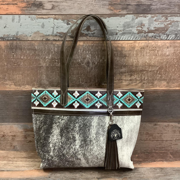 The Weekender #26904